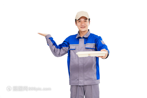 穿梭在味蕾之间 致敬城市中的外卖递送护航者